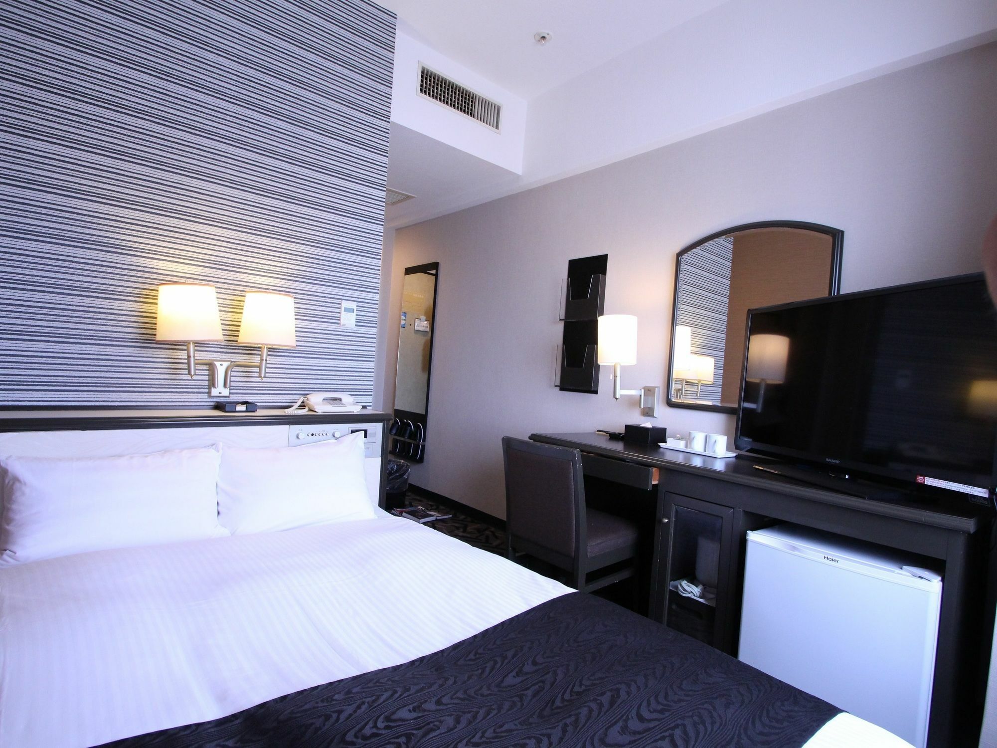 Apa Hotel Takaoka Marunouchi Ngoại thất bức ảnh